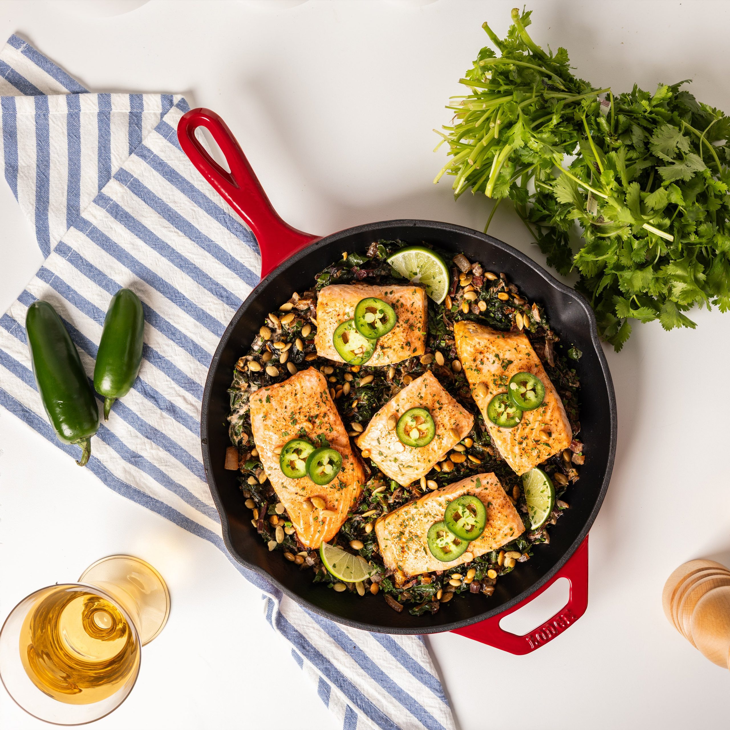 11 Inch Essential Enamel Cast Iron Skillet - Image 12